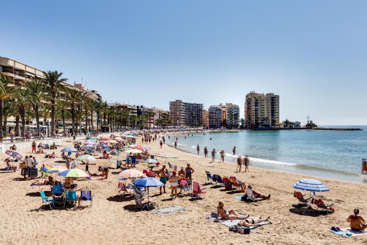 Apartamento Caballero De Rodas Torrevieja Zewnętrze zdjęcie