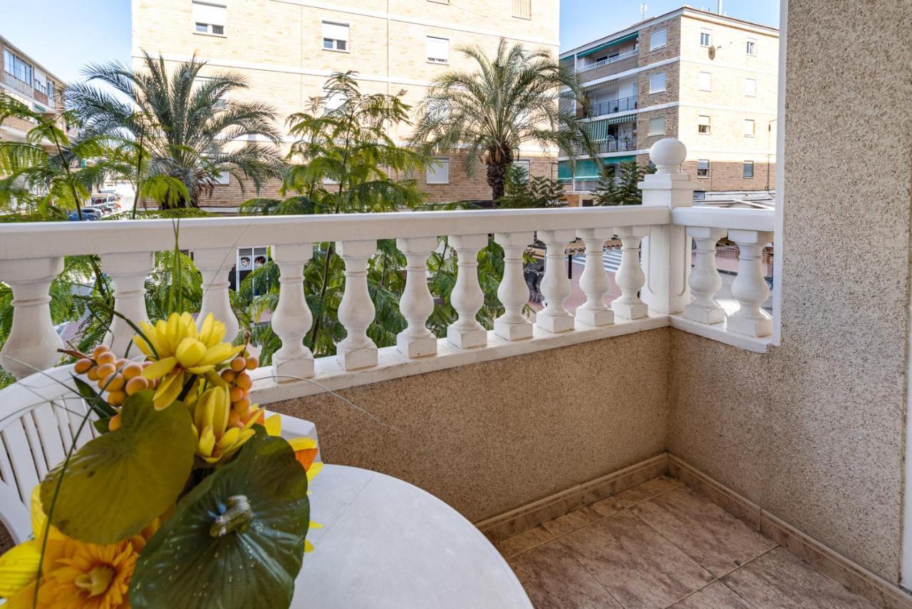 Apartamento Caballero De Rodas Torrevieja Zewnętrze zdjęcie